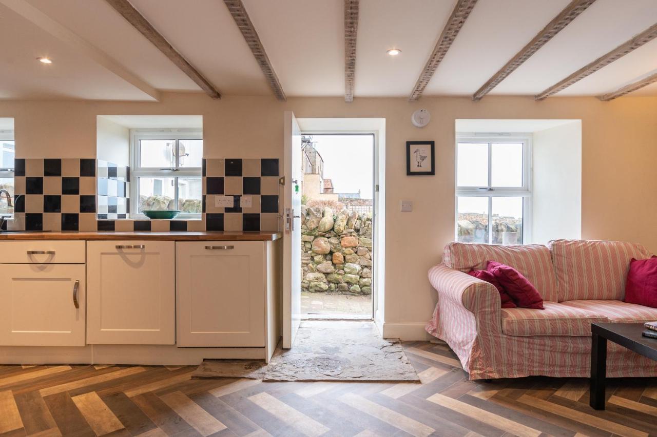 Cosy Cottage Next To The Shoreline In Cellardyke Anstruther Exteriör bild